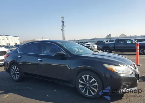 2017 Nissan Altima 2.5 from USA, damaged, VIN 1N4AL3AP4HC158060